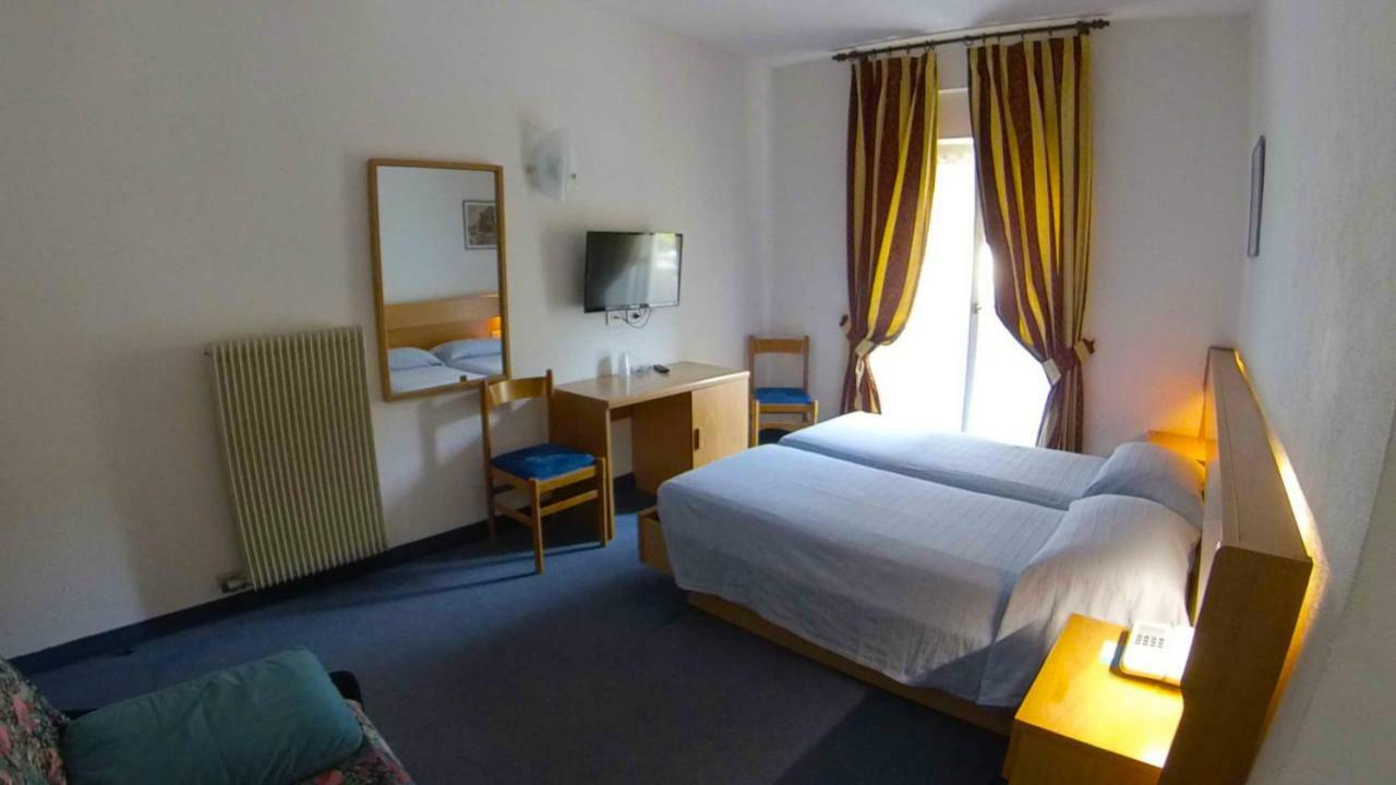 Hotel Alberello Riva del Garda Exterior foto