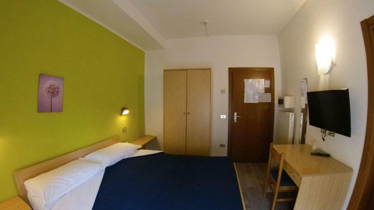 Hotel Alberello Riva del Garda Exterior foto