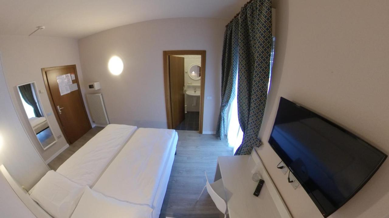 Hotel Alberello Riva del Garda Exterior foto